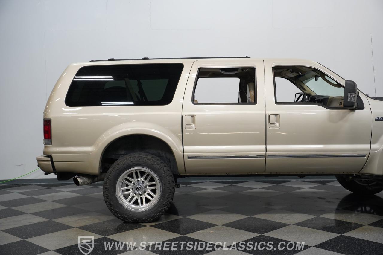 2005 Ford Excursion Limited