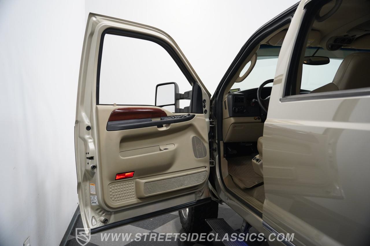 2005 Ford Excursion Limited