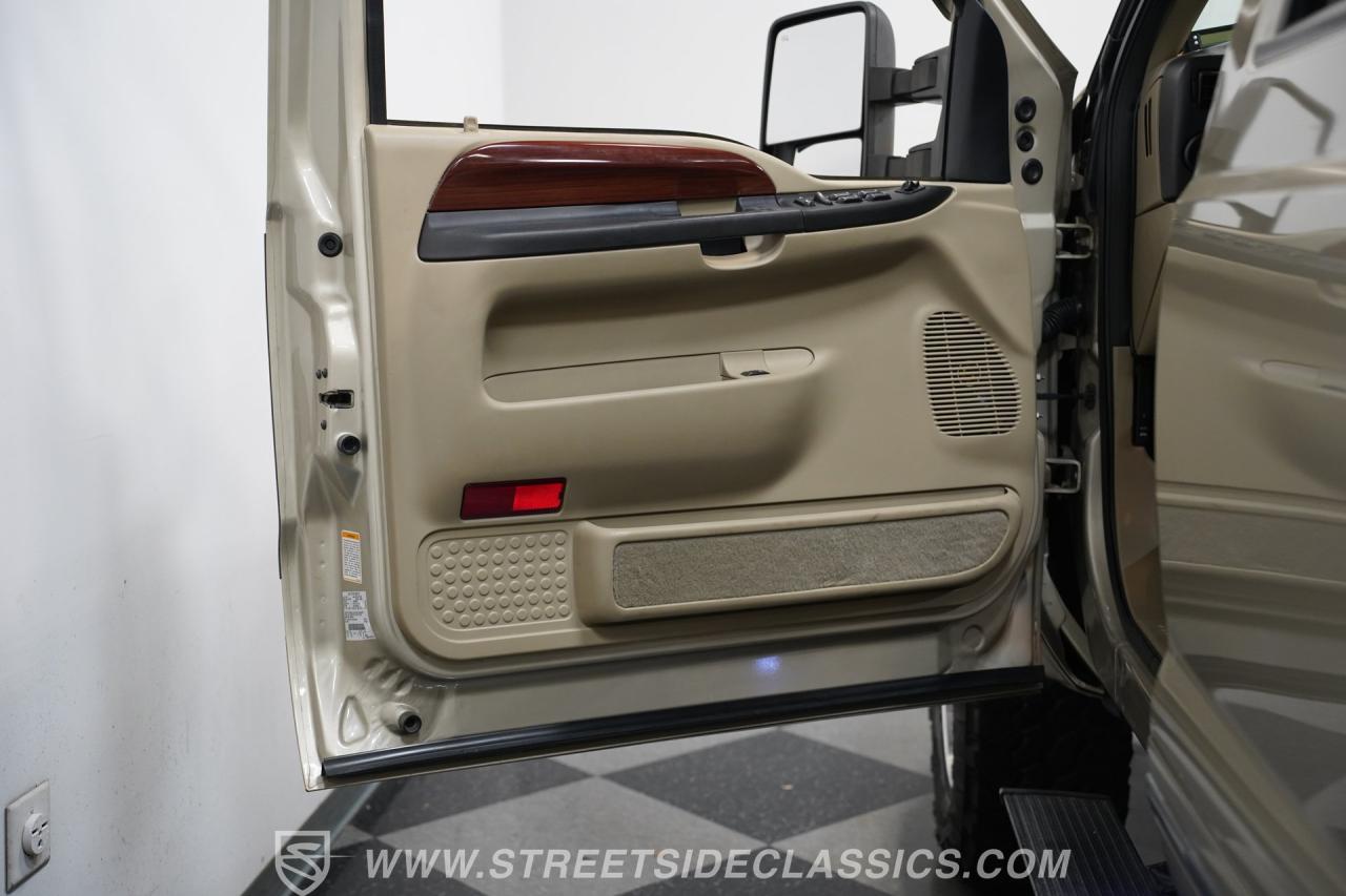 2005 Ford Excursion Limited