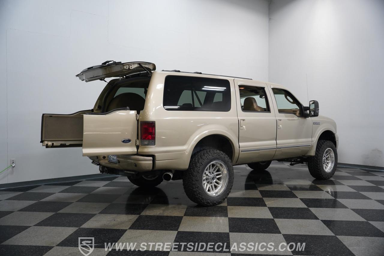 2005 Ford Excursion Limited