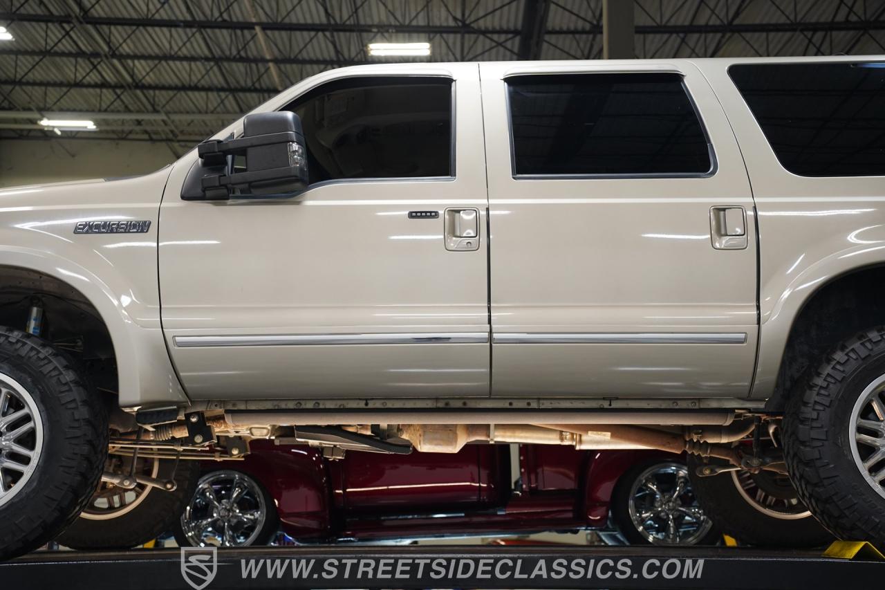 2005 Ford Excursion Limited