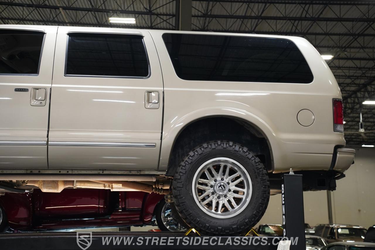 2005 Ford Excursion Limited