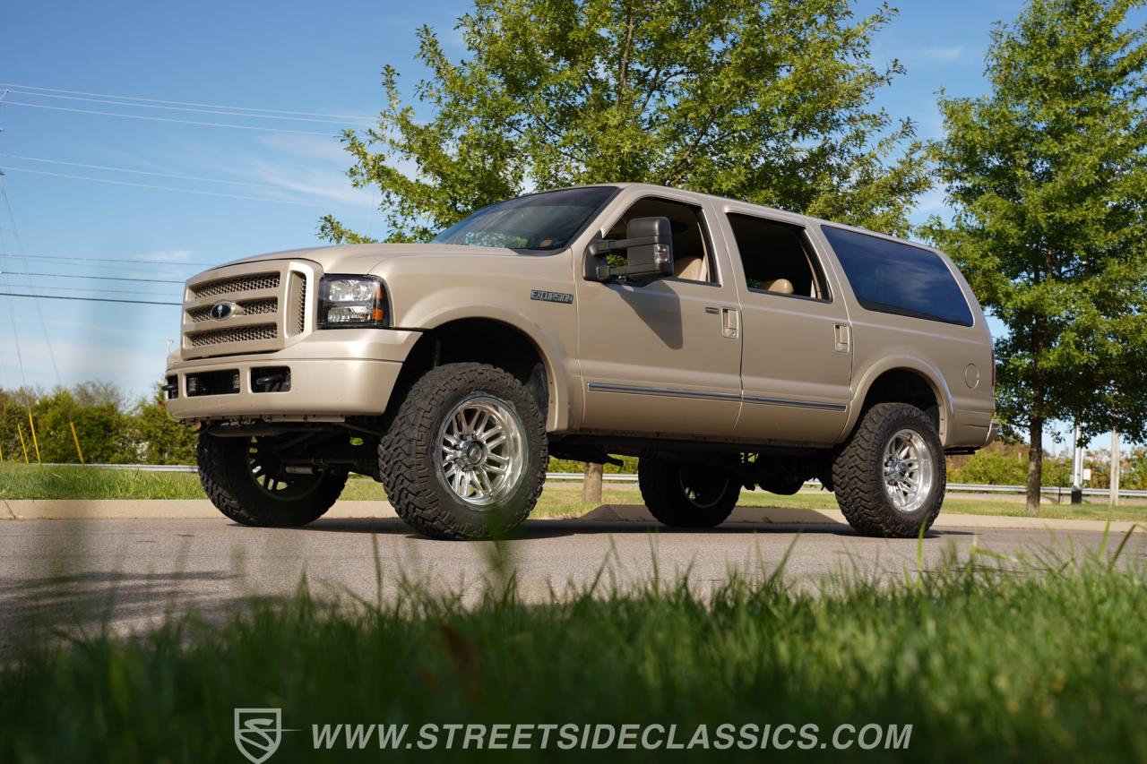 2005 Ford Excursion Limited