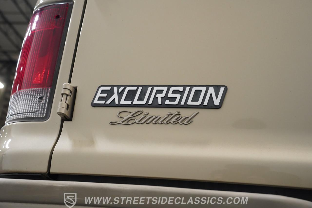 2005 Ford Excursion Limited