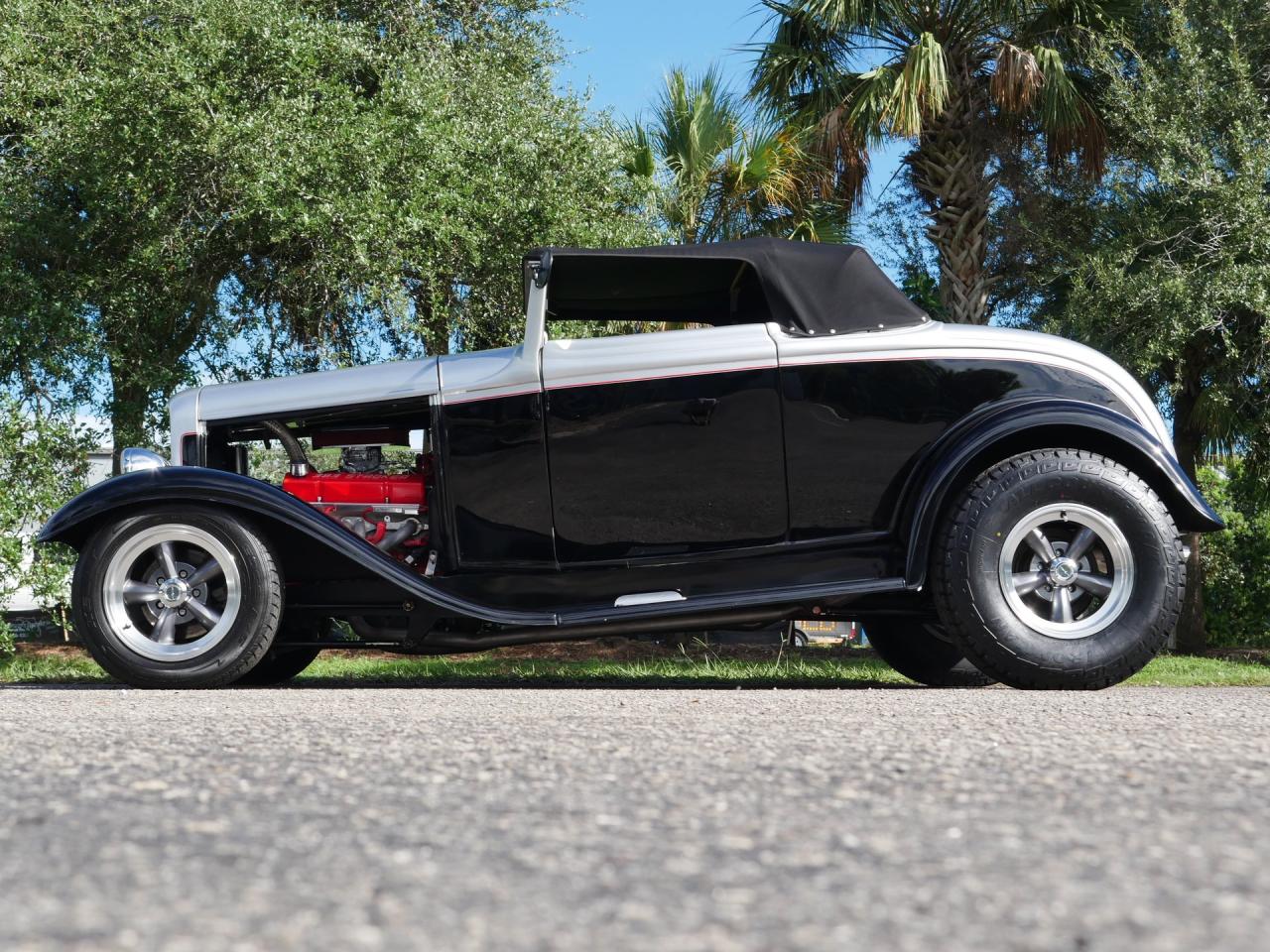 1932 Ford Roadster