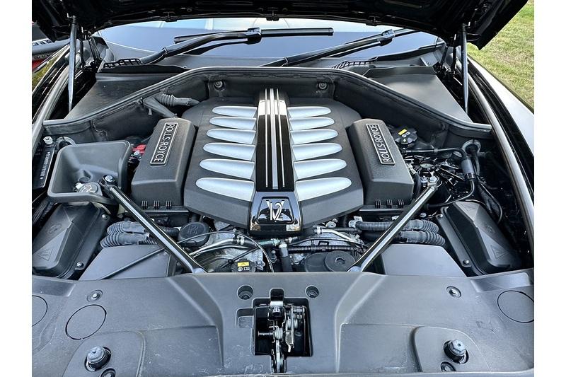 2018 Rolls - Royce Black Badge Dawn