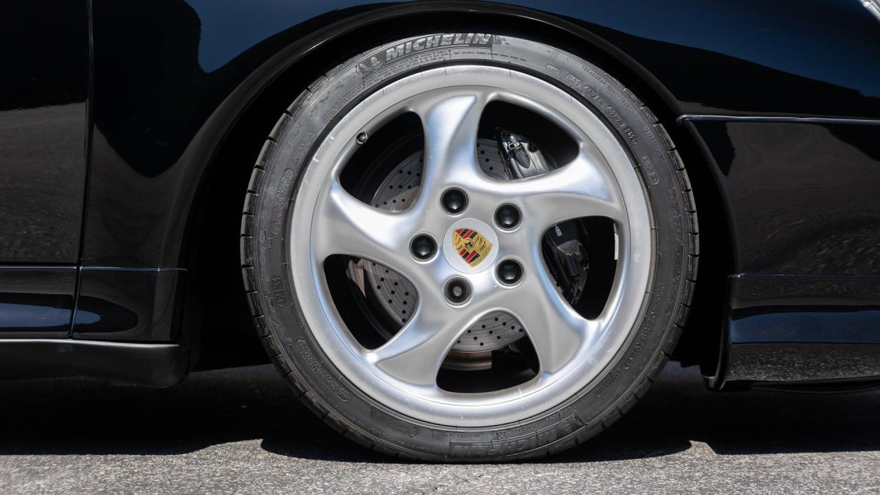 1998 Porsche 911 Carrera S