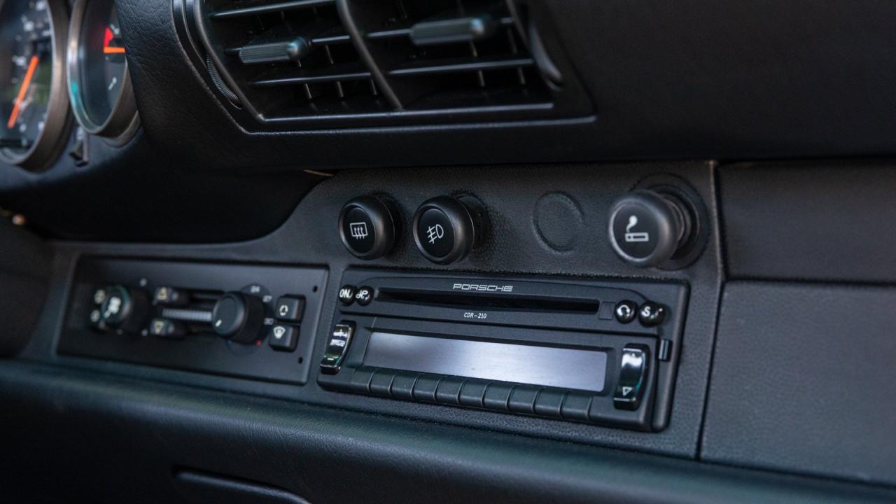 1998 Porsche 911 Carrera S