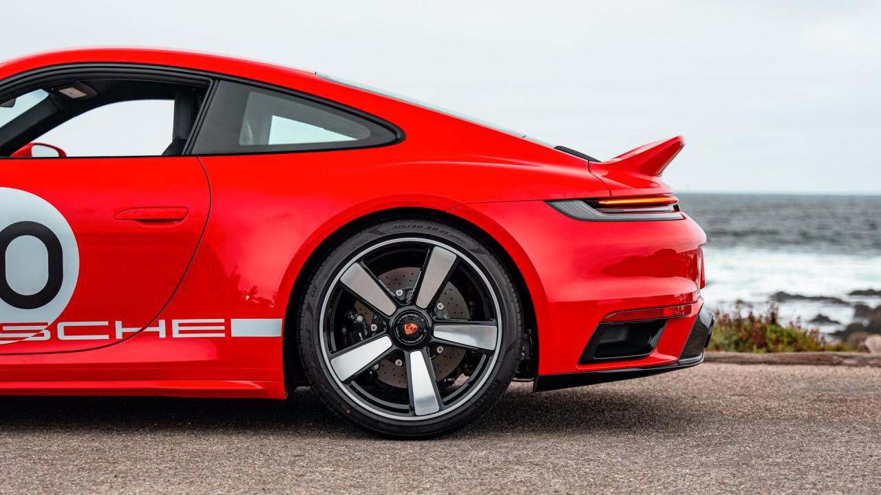2023 Porsche 911 Sport Classic