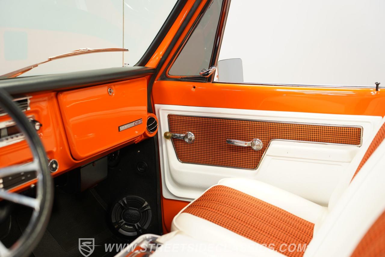 1972 Chevrolet Blazer K5 Cheyenne Restomod