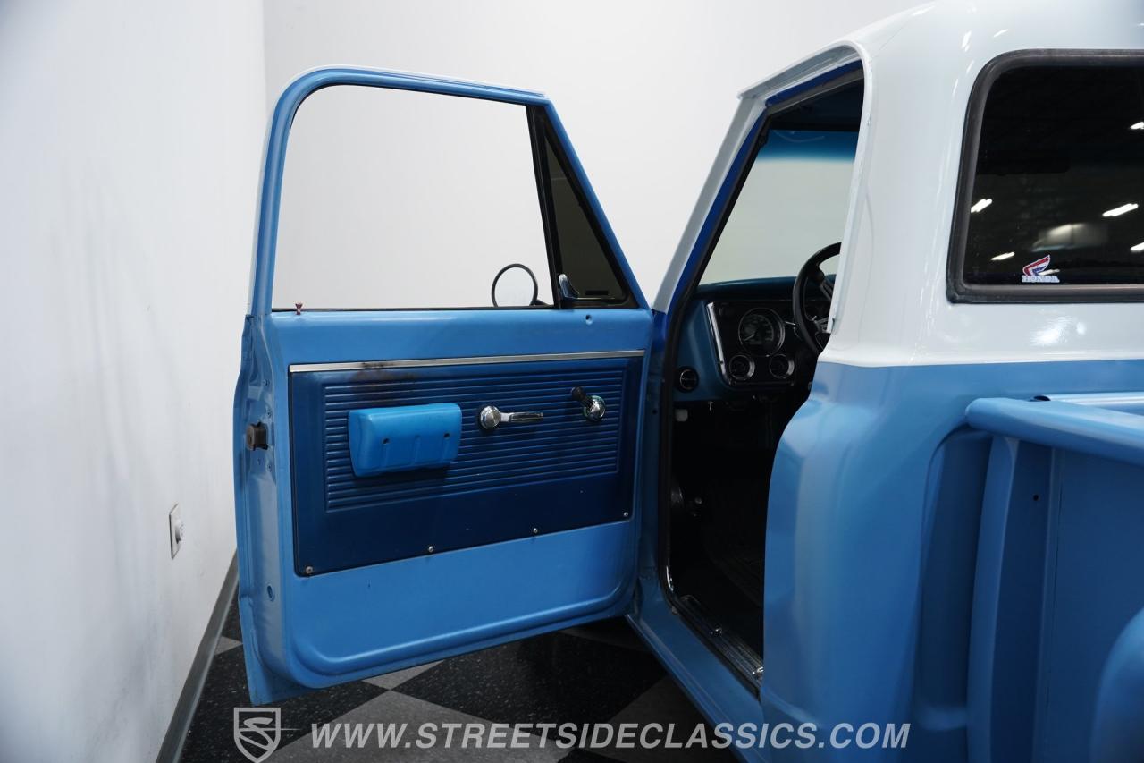 1968 Chevrolet C10 Stepside LS Restomod