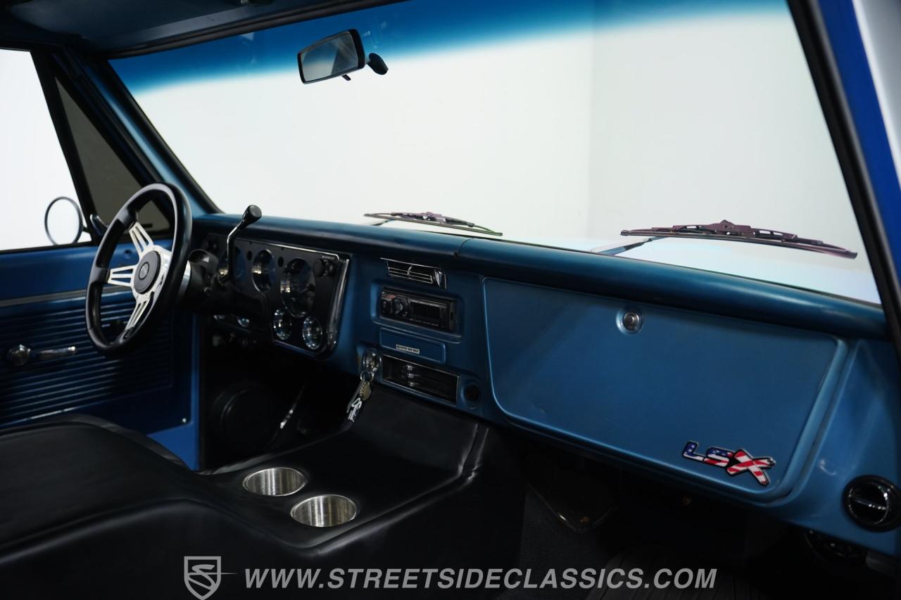 1968 Chevrolet C10 Stepside LS Restomod
