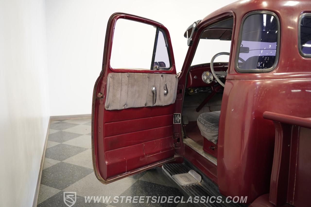 1952 Chevrolet 3100 5 Window