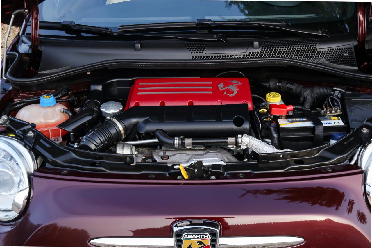 2013 Fiat Abarth 695 Edizione Maserati &ldquo;№333 of 499&rdquo;