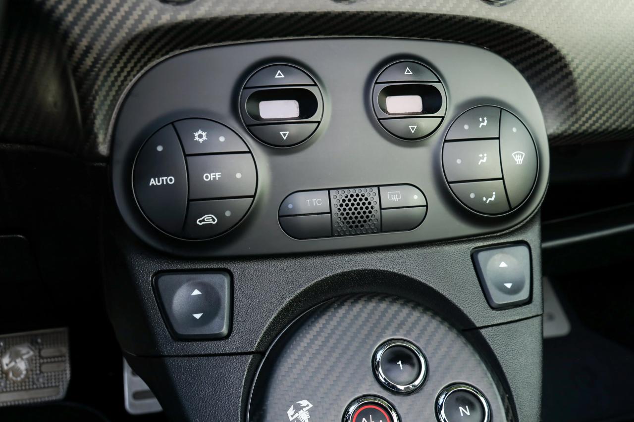 2013 Fiat Abarth 695 Edizione Maserati &ldquo;№333 of 499&rdquo;