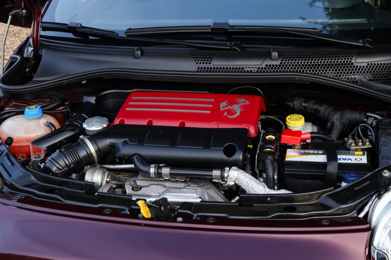 2013 Fiat Abarth 695 Edizione Maserati &ldquo;№333 of 499&rdquo;