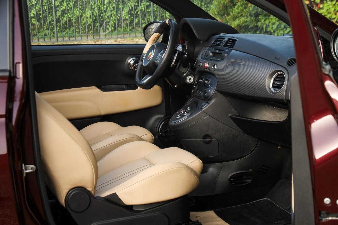 2013 Fiat Abarth 695 Edizione Maserati &ldquo;№333 of 499&rdquo;