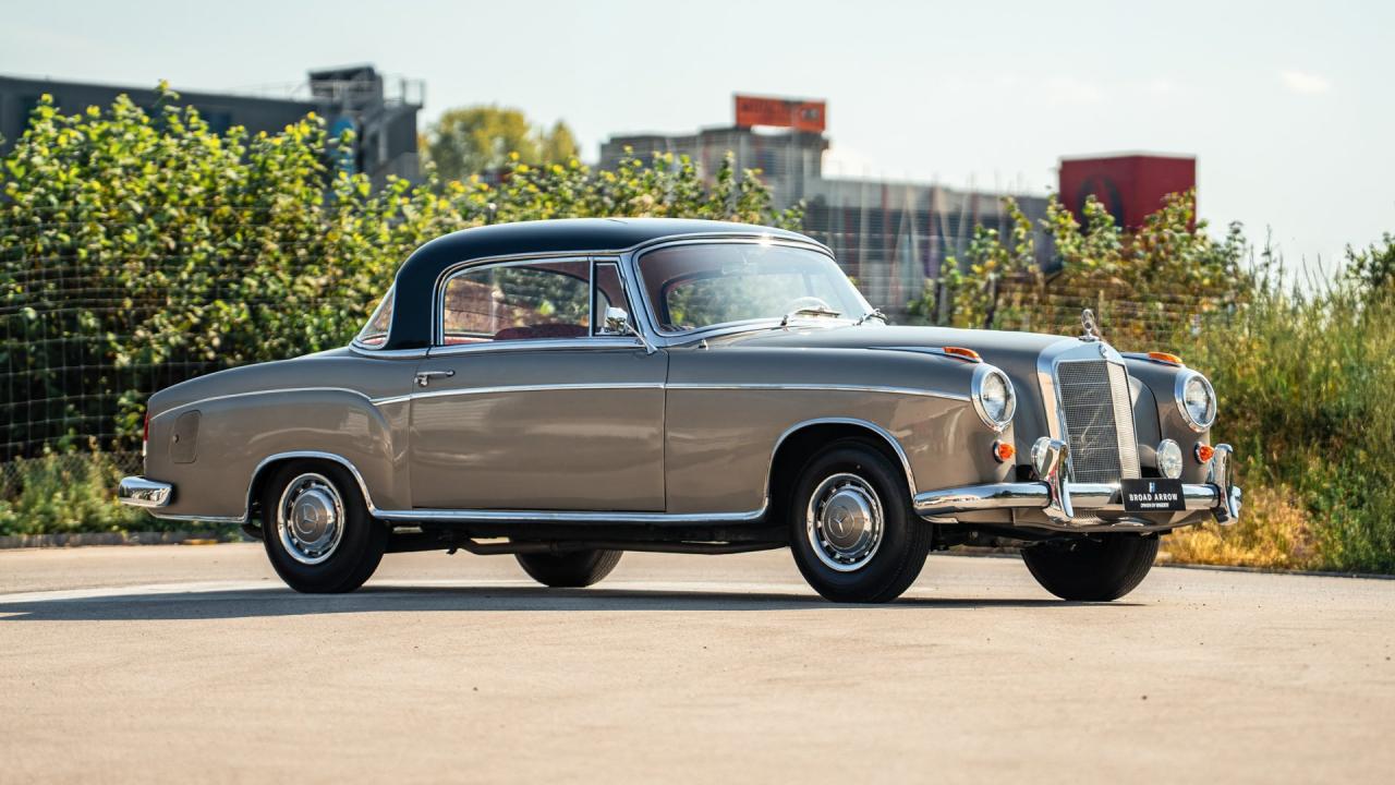 1960 Mercedes - Benz 220 SE Coup&eacute;