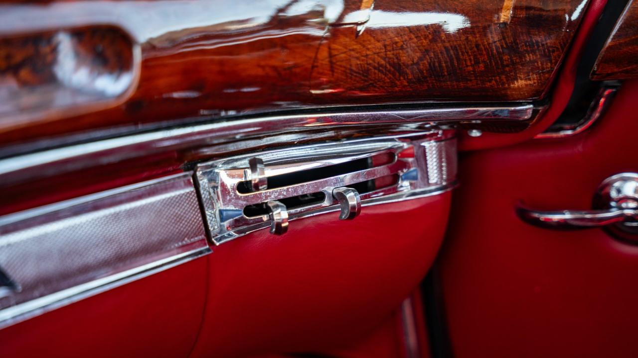 1960 Mercedes - Benz 220 SE Coup&eacute;