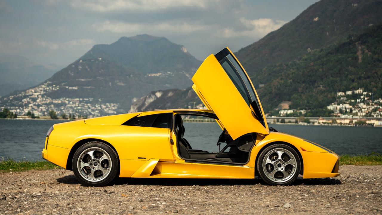 2003 Lamborghini Murci&eacute;lago