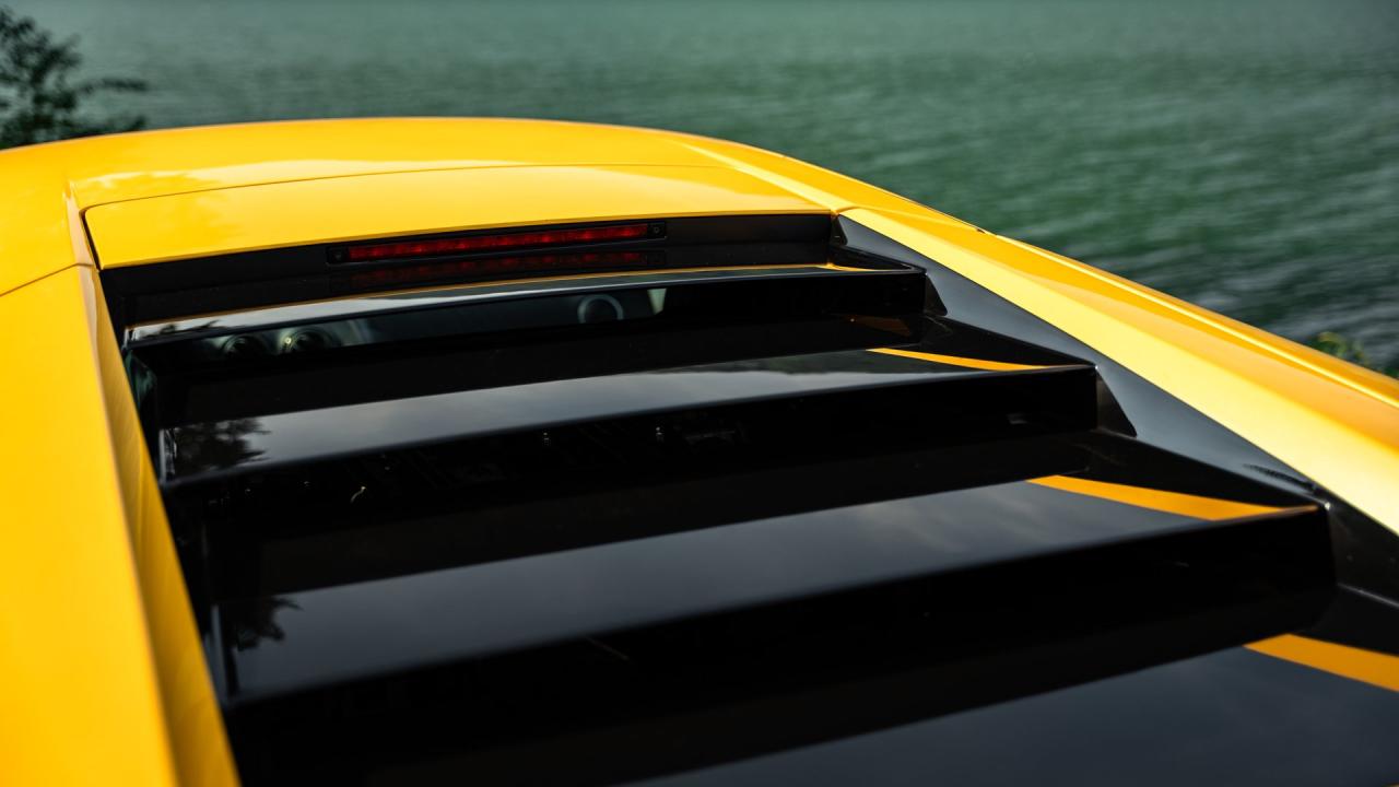 2003 Lamborghini Murci&eacute;lago