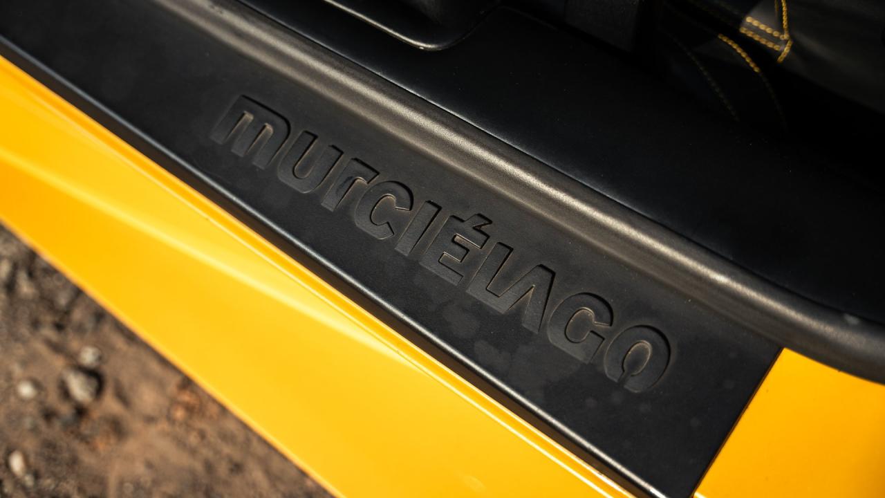 2003 Lamborghini Murci&eacute;lago