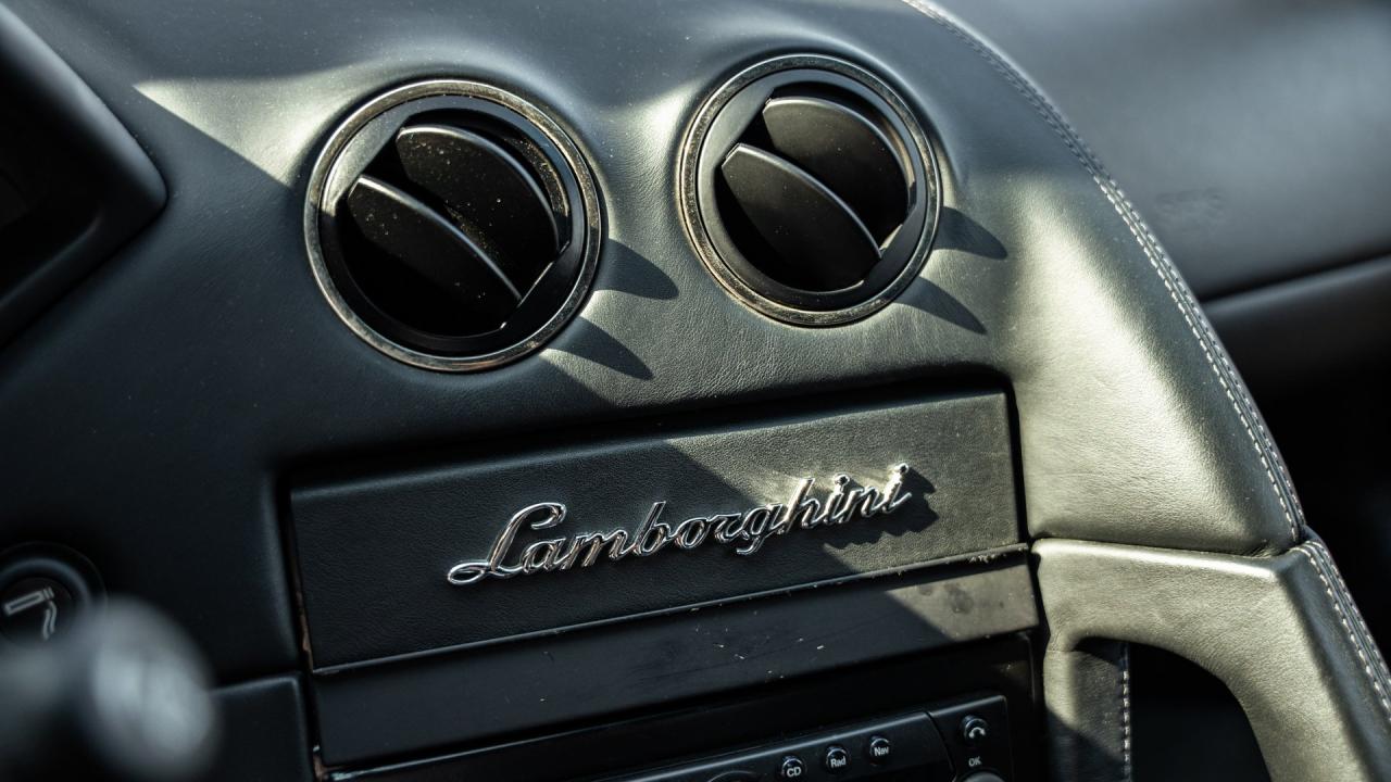 2003 Lamborghini Murci&eacute;lago