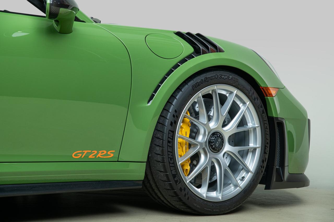 2019 Porsche 911 GT2 RS