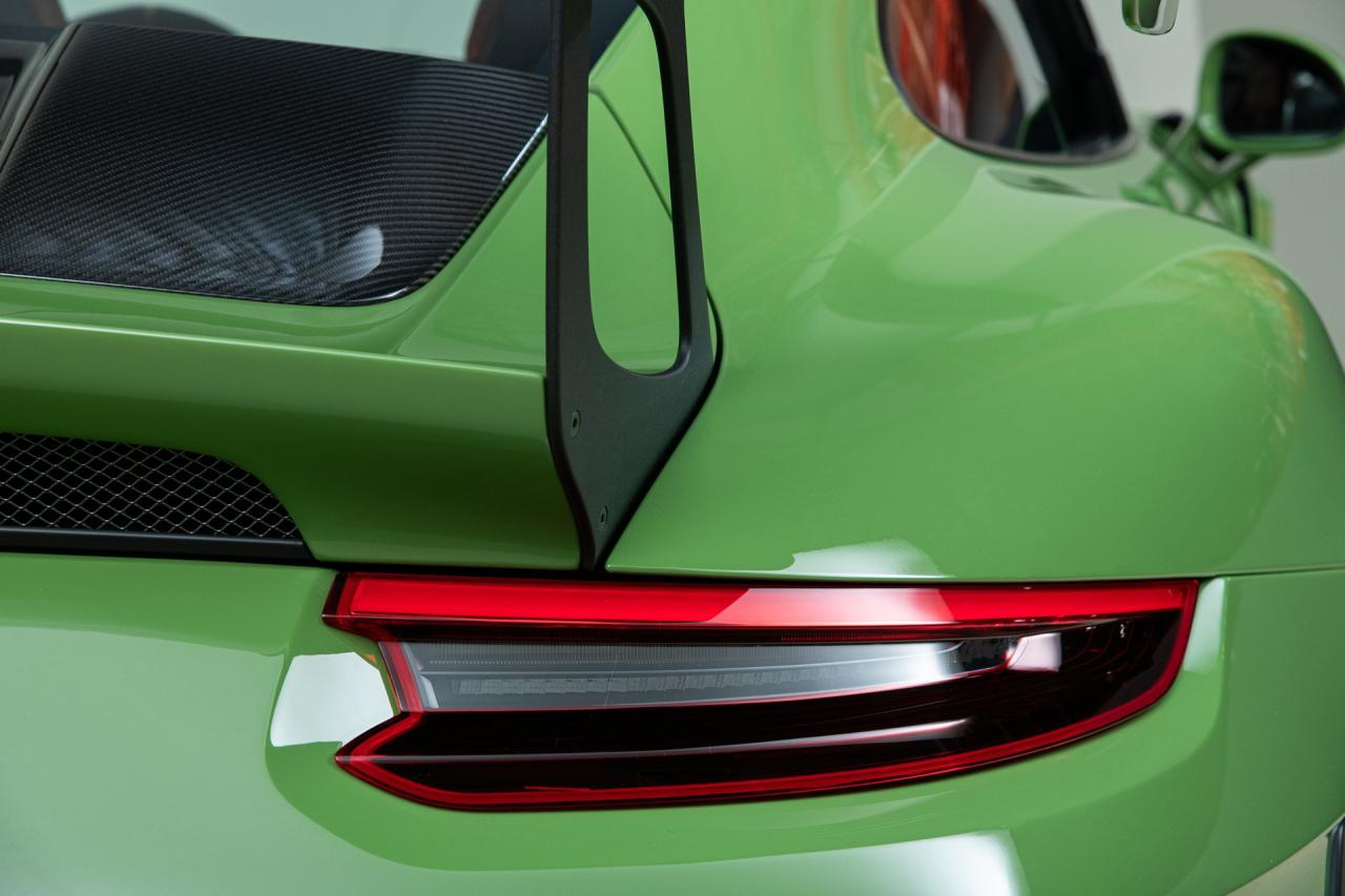2019 Porsche 911 GT2 RS