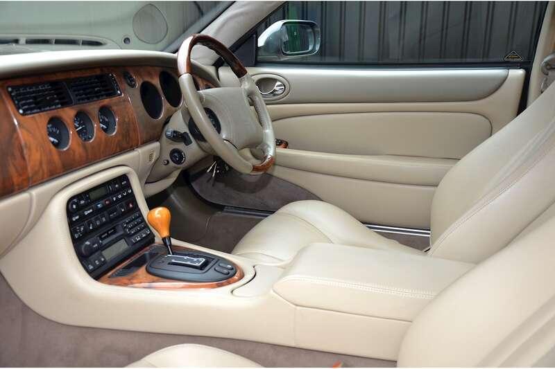 2000 Jaguar XKR