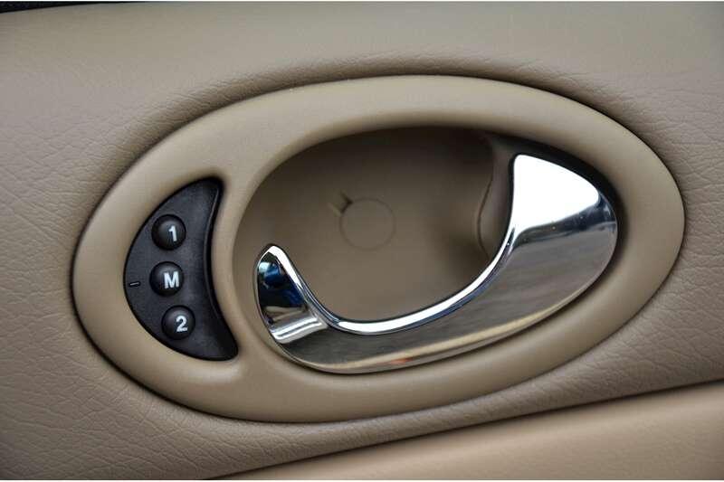 2000 Jaguar XKR