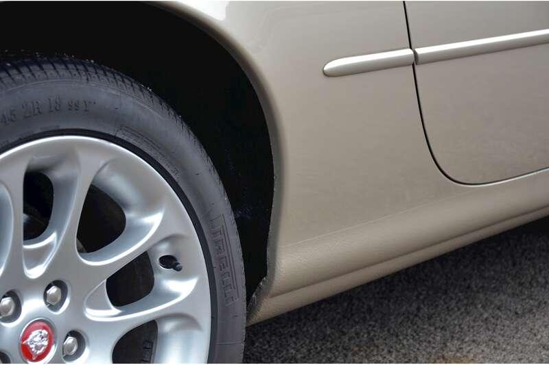 2000 Jaguar XKR