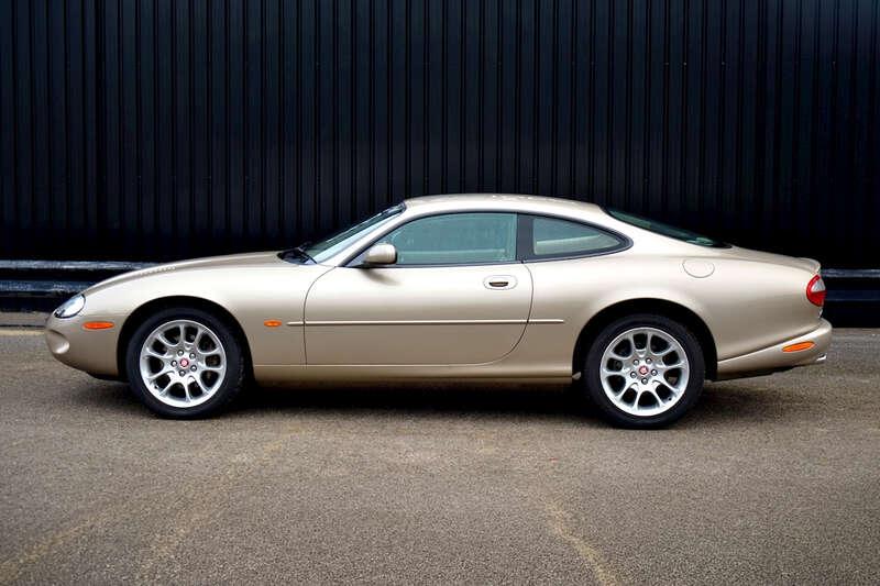 2000 Jaguar XKR