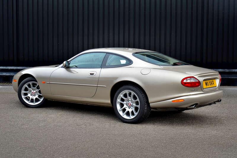 2000 Jaguar XKR