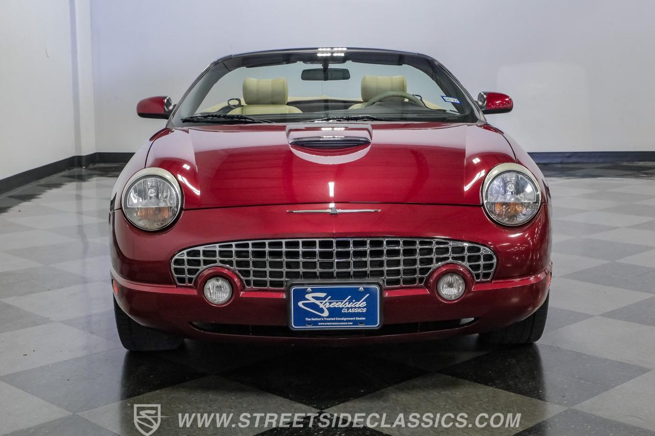 2004 Ford Thunderbird