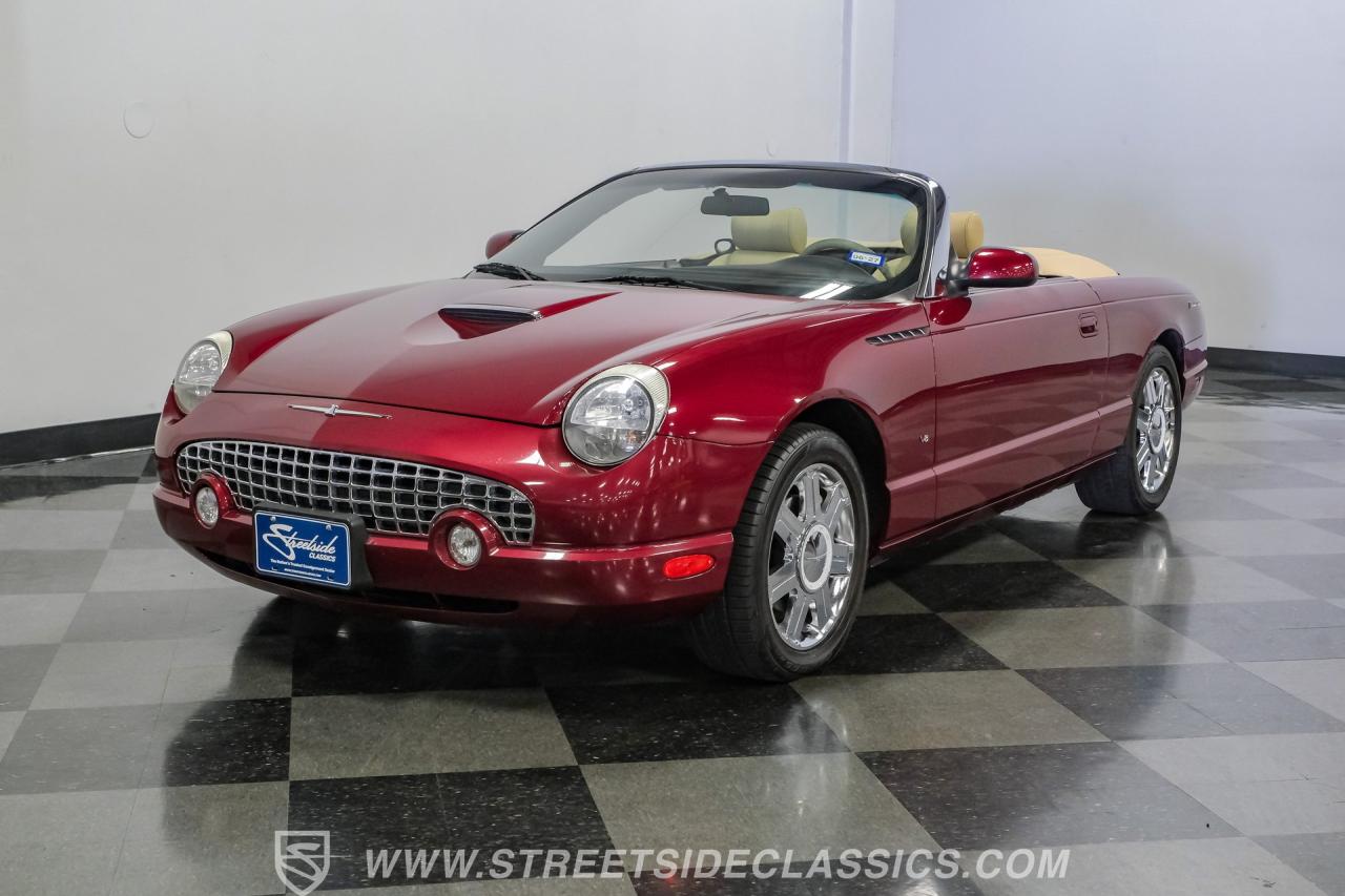 2004 Ford Thunderbird