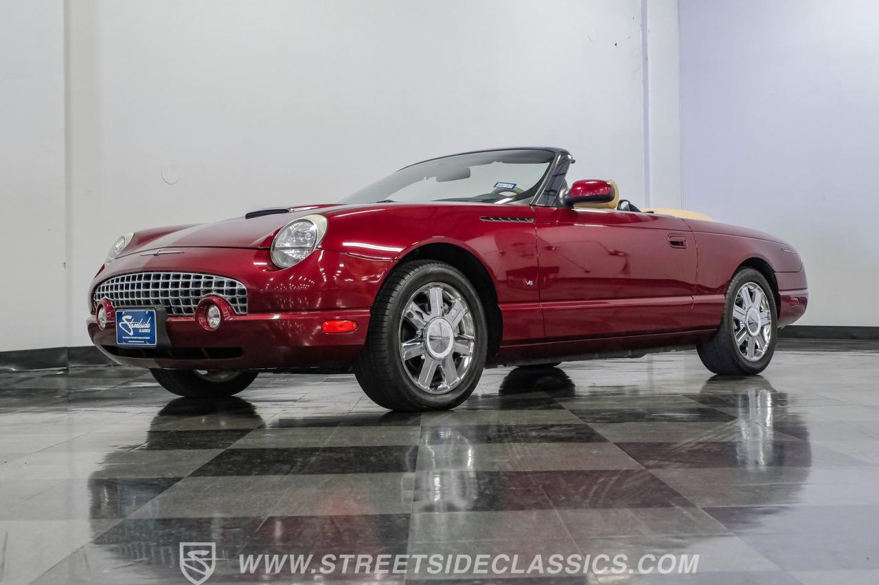2004 Ford Thunderbird
