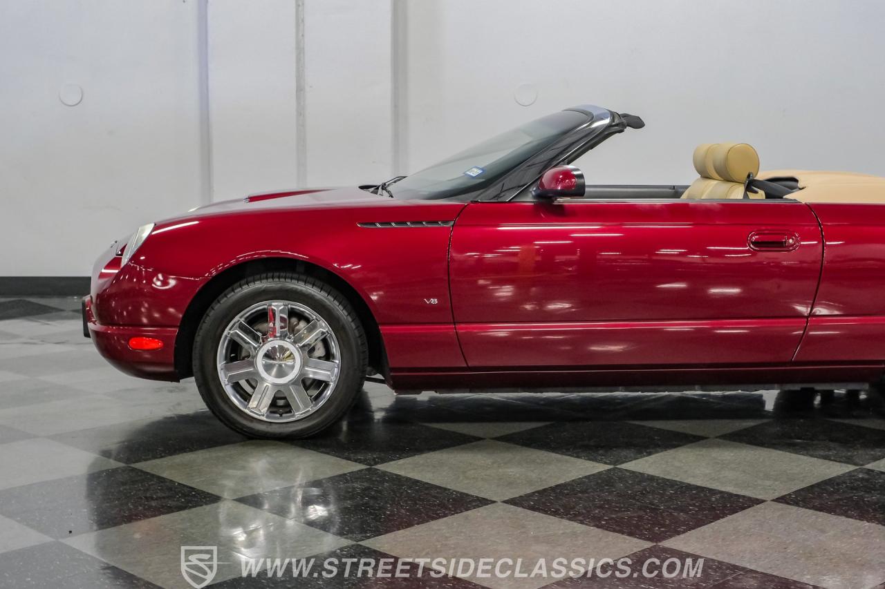 2004 Ford Thunderbird