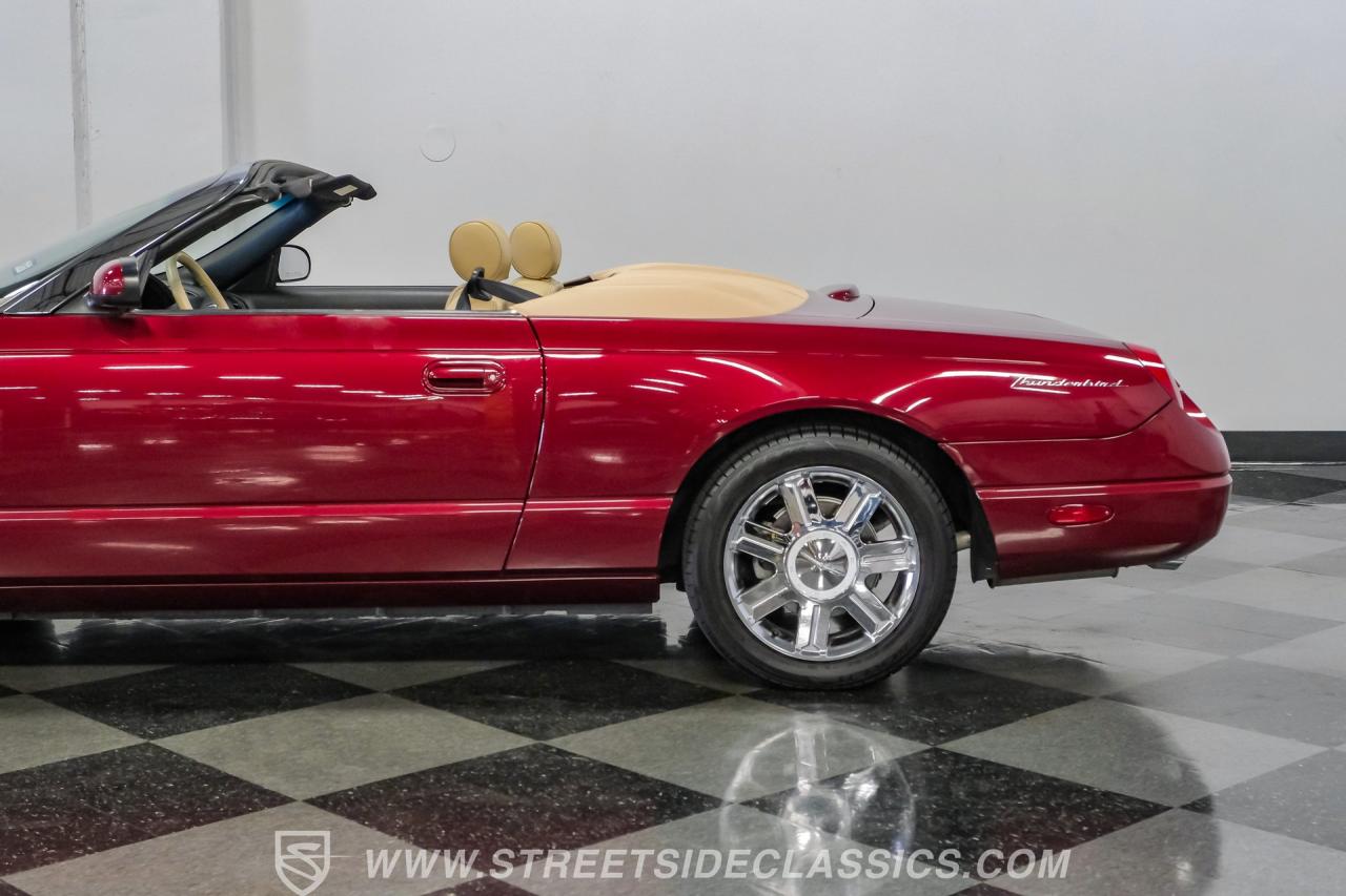 2004 Ford Thunderbird