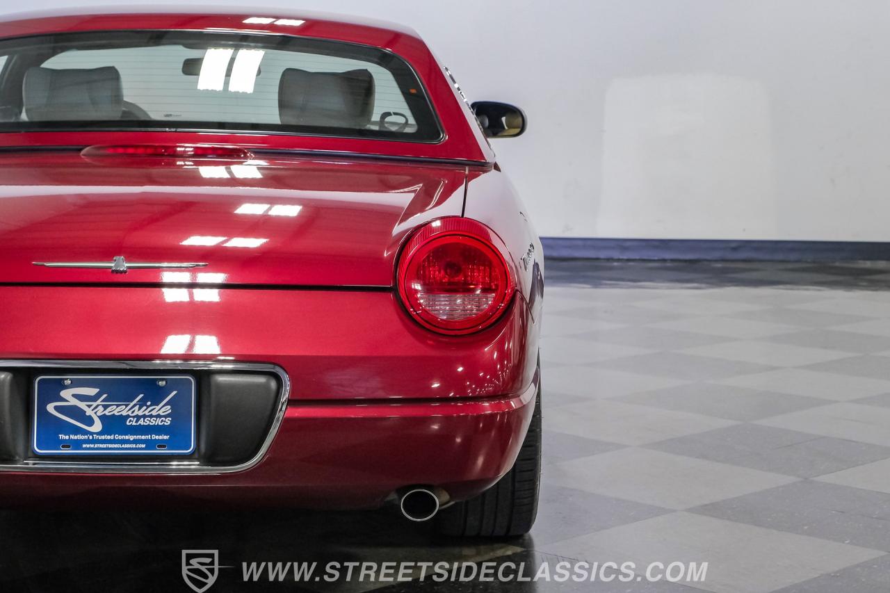 2004 Ford Thunderbird