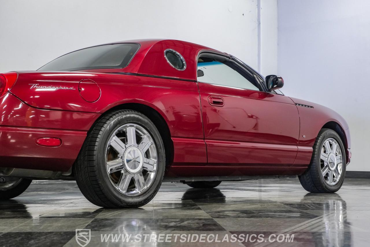 2004 Ford Thunderbird