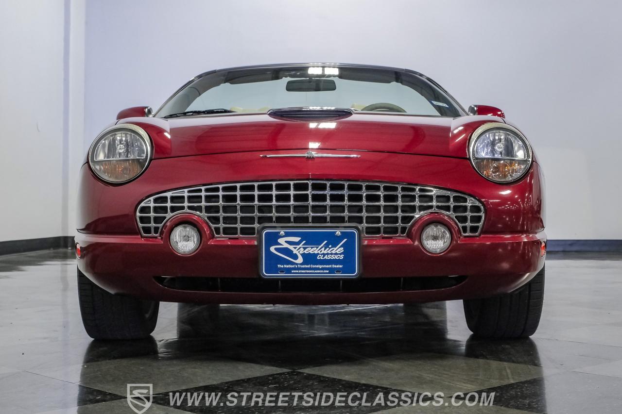 2004 Ford Thunderbird
