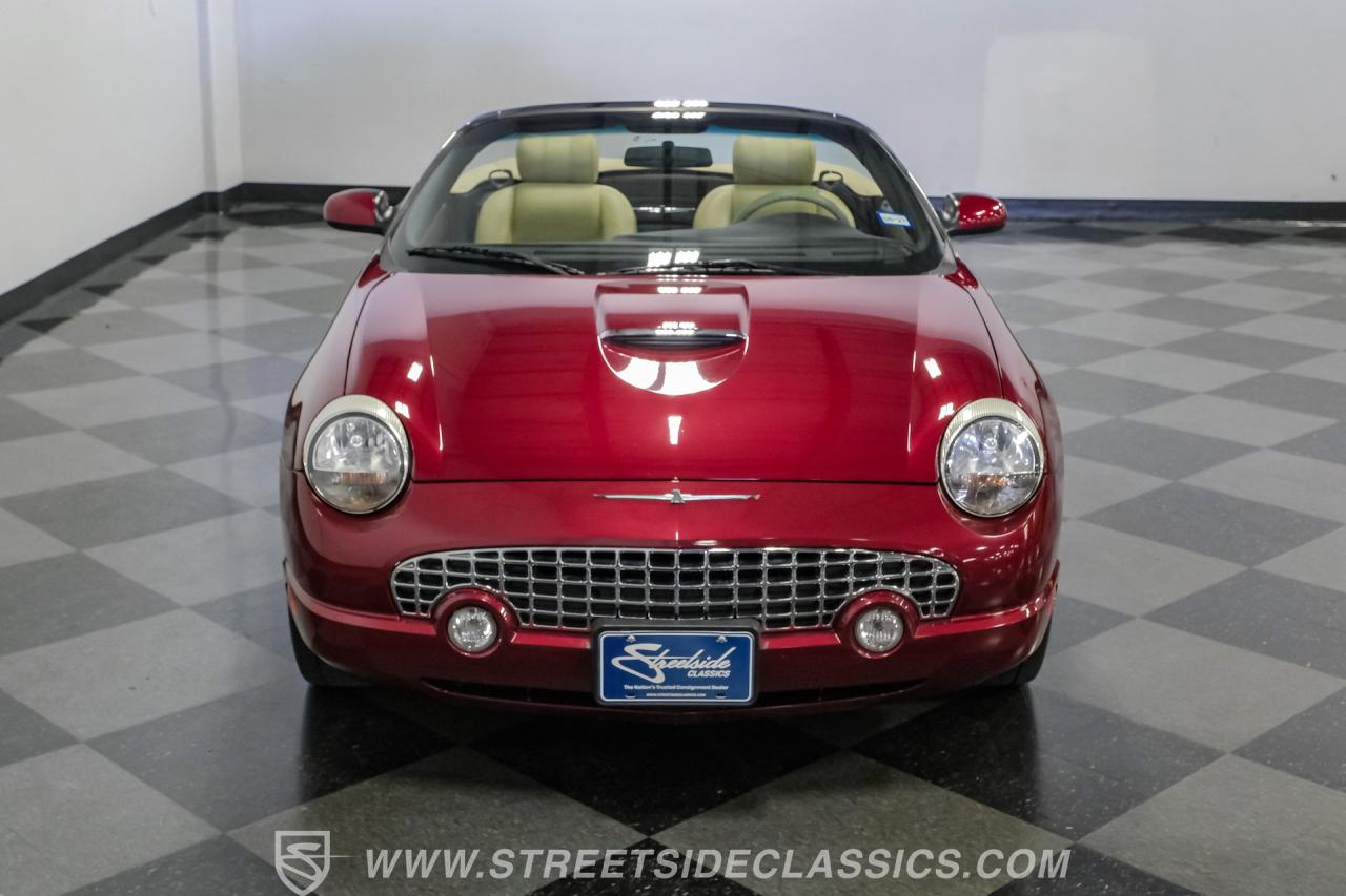 2004 Ford Thunderbird