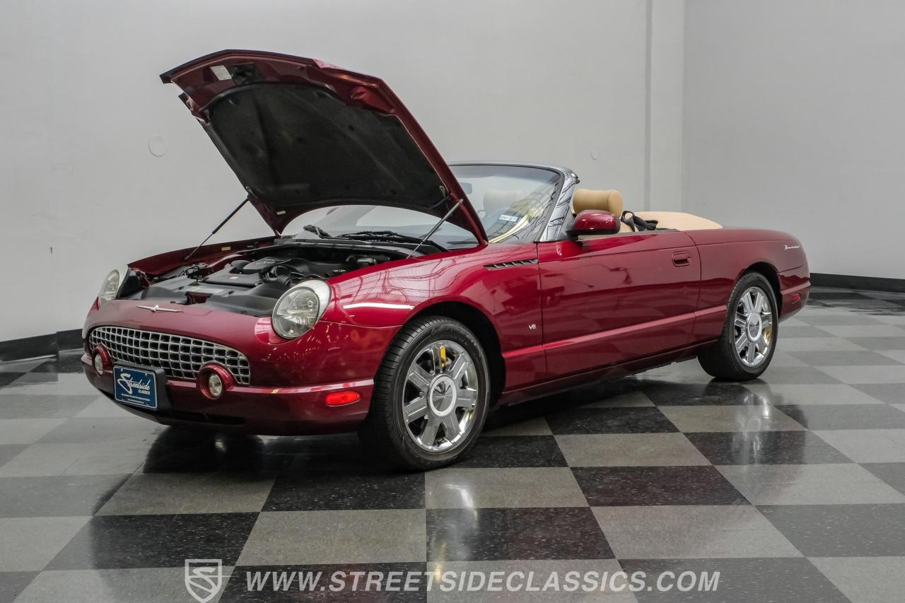 2004 Ford Thunderbird