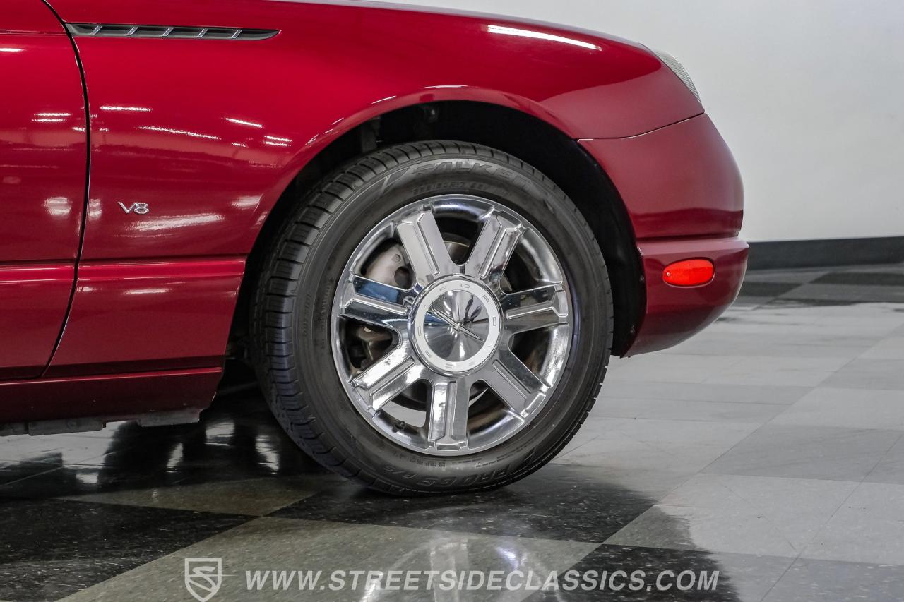 2004 Ford Thunderbird