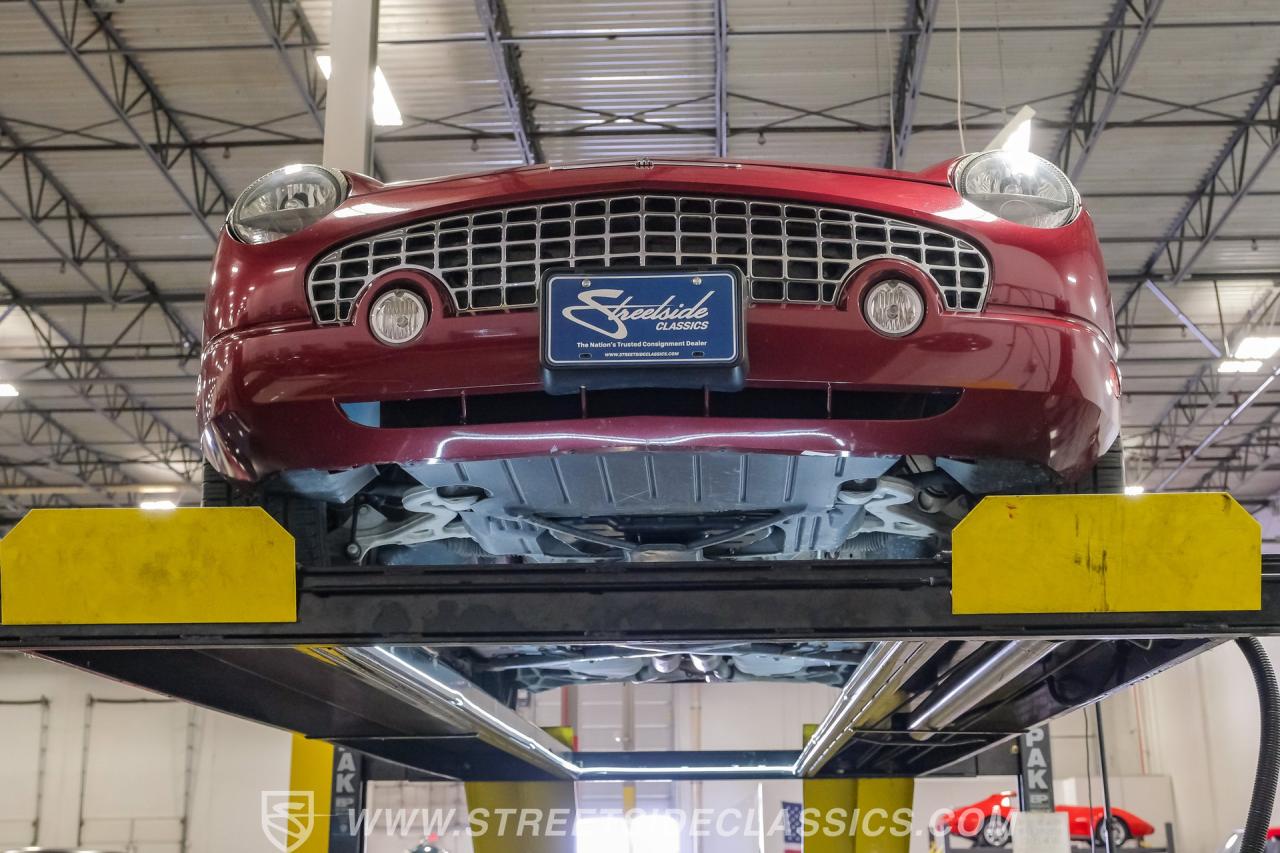2004 Ford Thunderbird