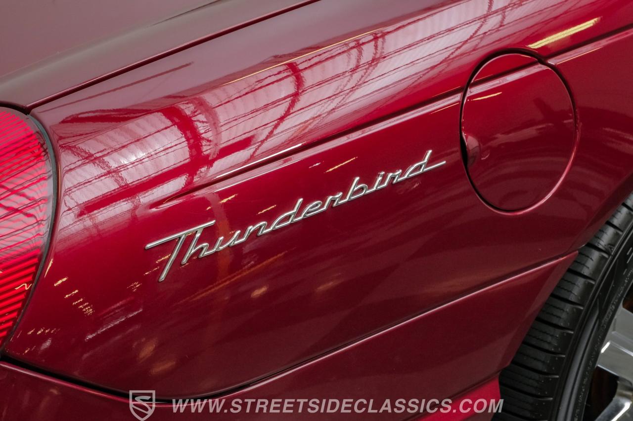 2004 Ford Thunderbird