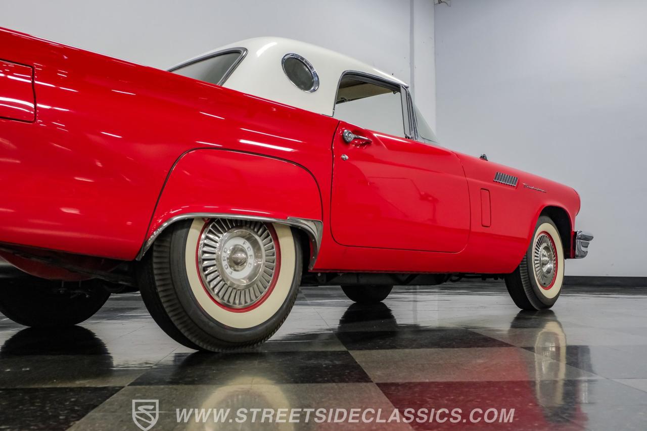 1957 Ford Thunderbird