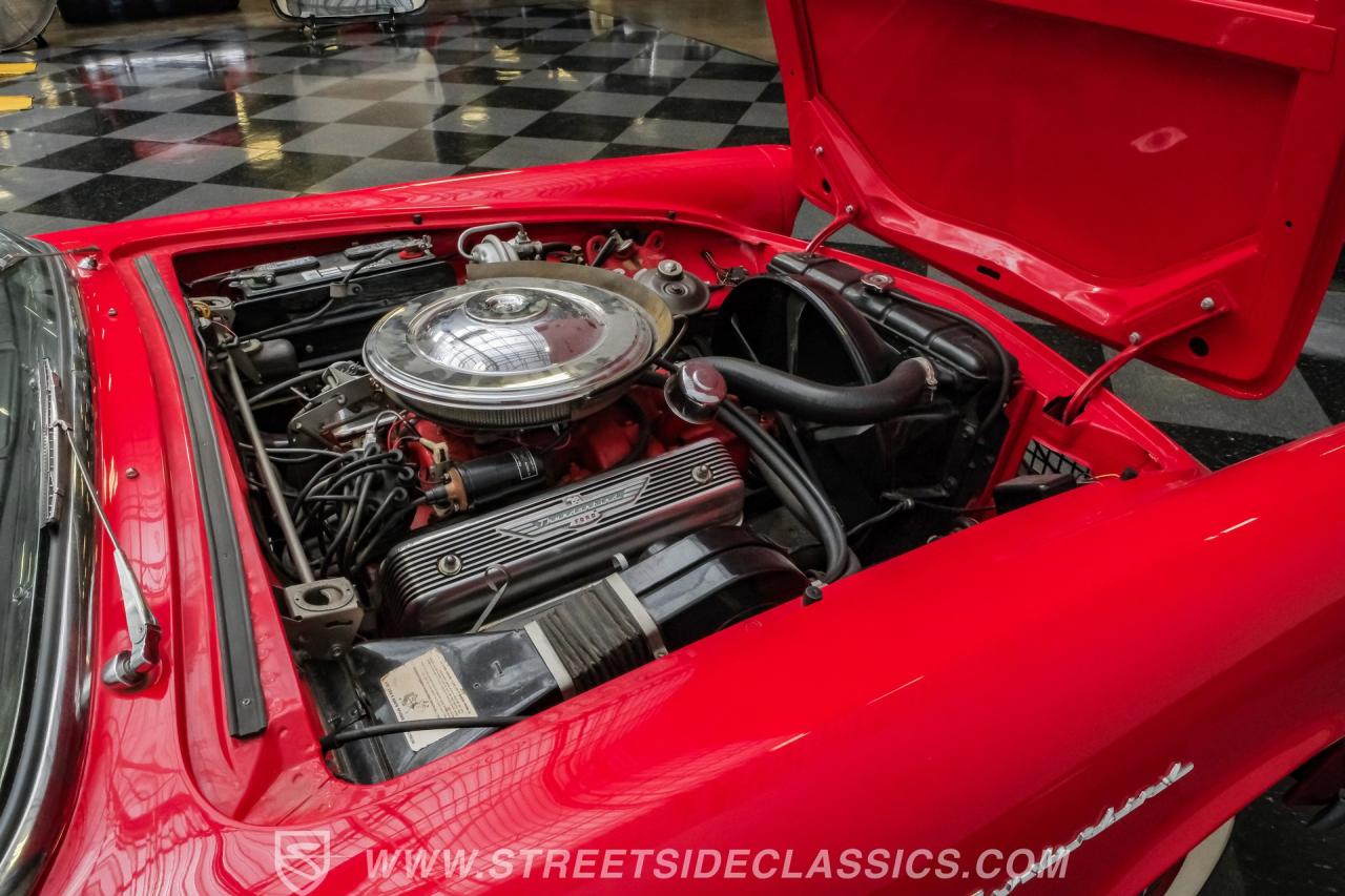 1957 Ford Thunderbird
