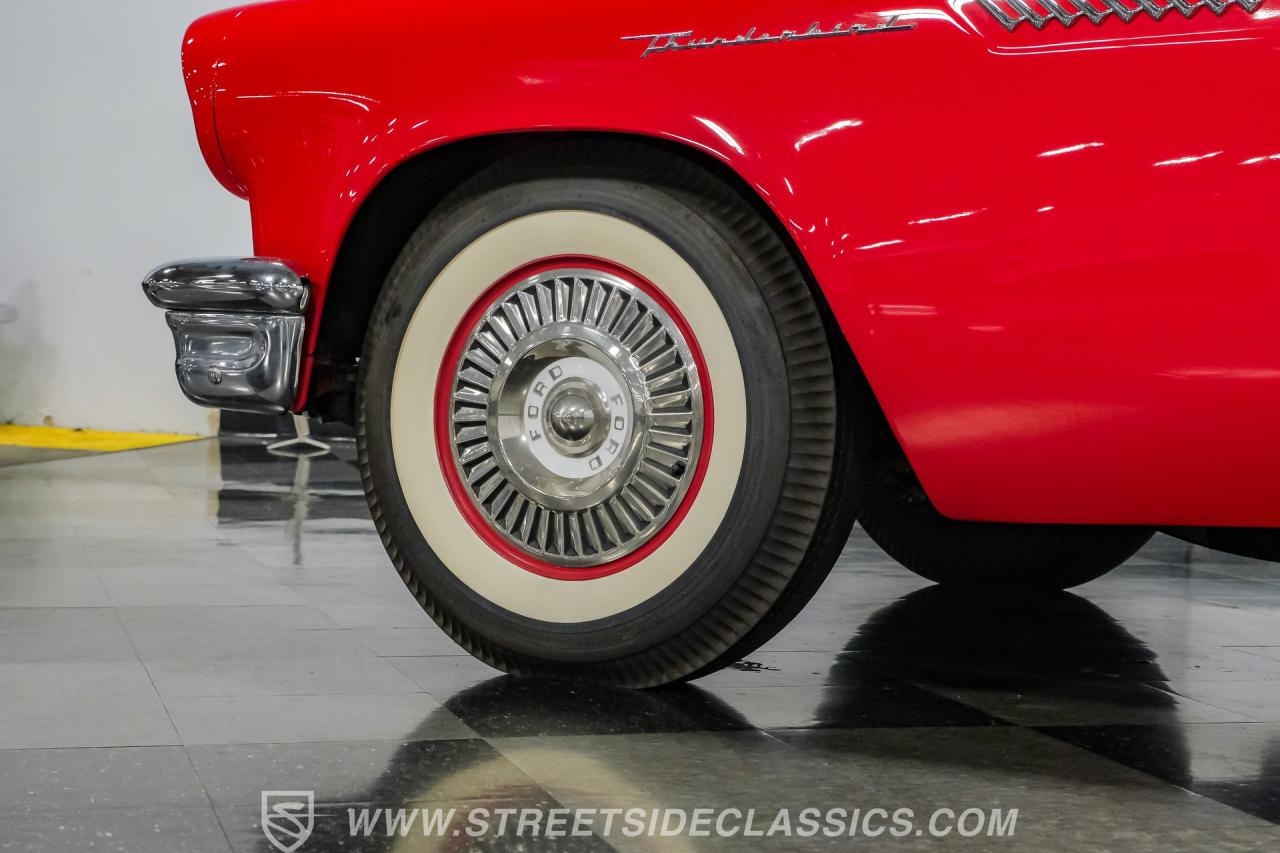 1957 Ford Thunderbird